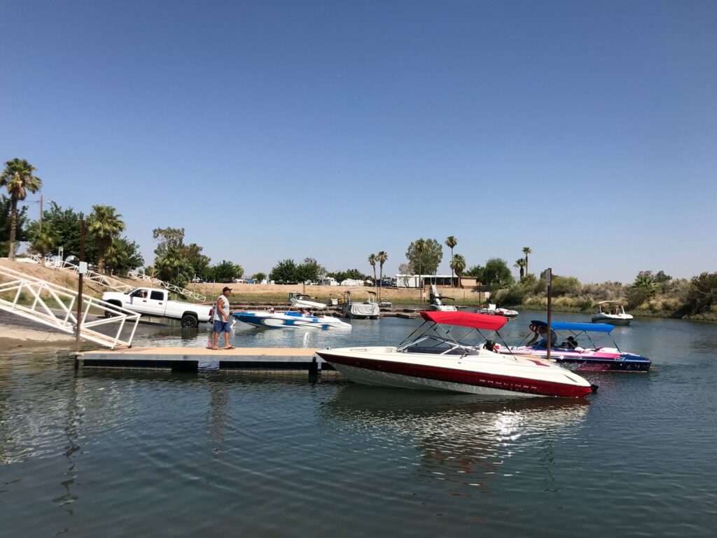 Needles Rv RV & Campground – RV Park and RV Resort: Needles Marina Resort